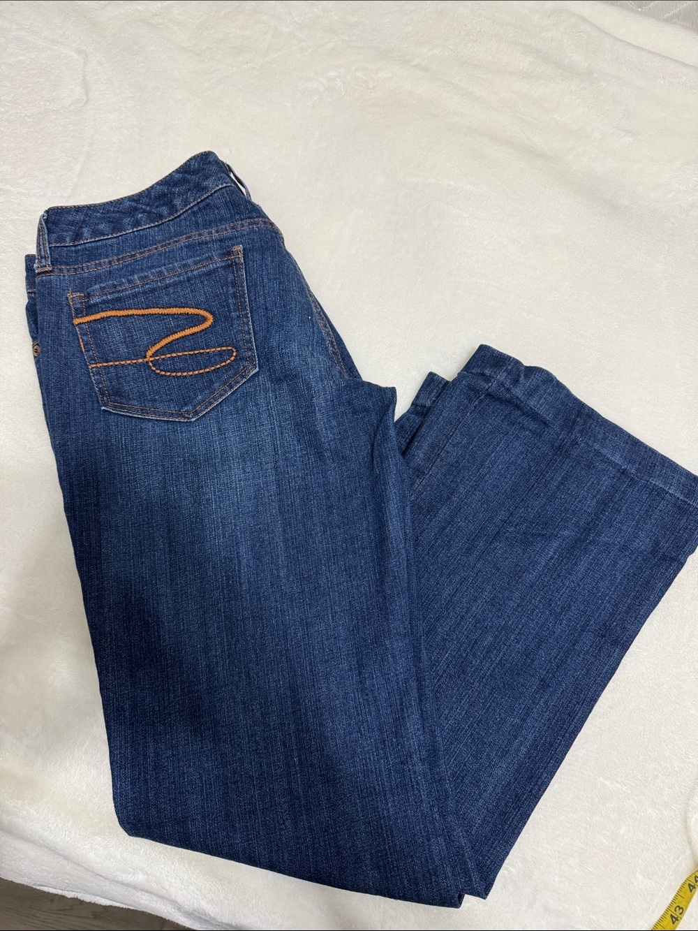 Women's Straight Leg Jeans in Deep Indigo